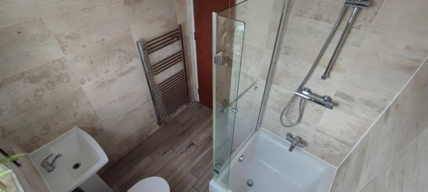Double Room Edmonton Green, London N9 Exterior foto